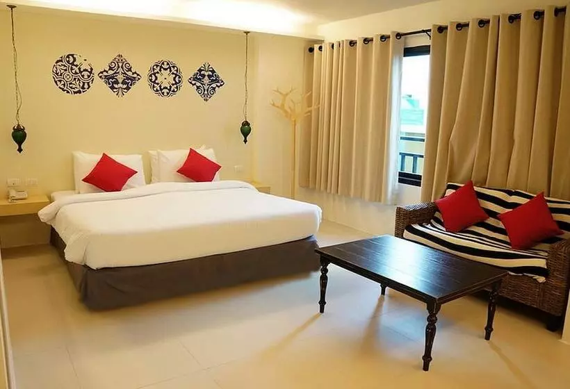 فندق Acca Patong Apartments