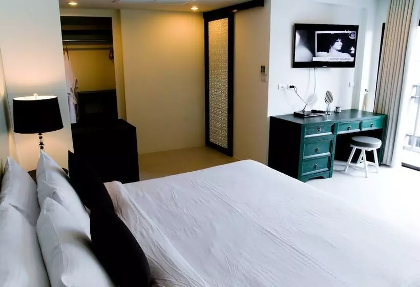 فندق Acca Patong Apartments