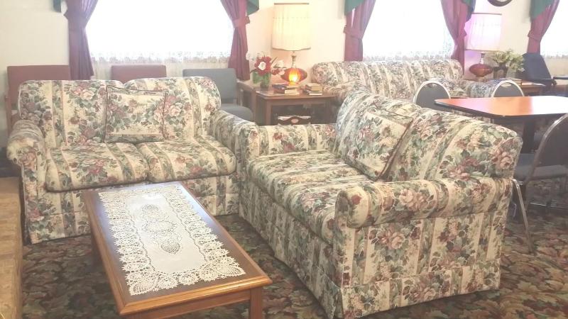 Отель America S Stay Inn Stewartville