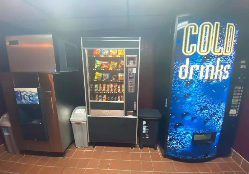 בית מלון כפרי America S Stay Inn Stewartville