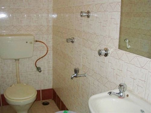 ホテル Avantika Resort