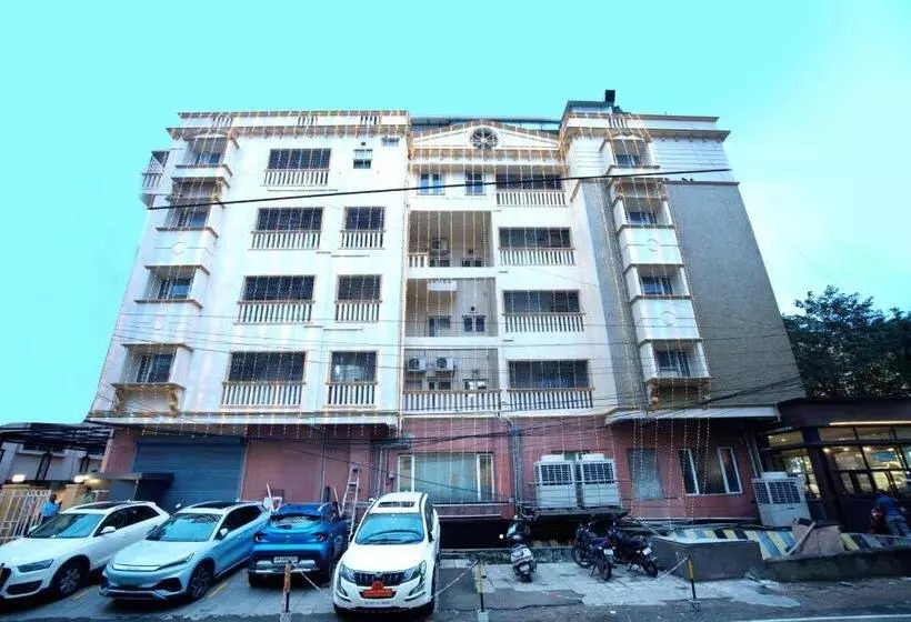 Blossoms Hotel & Service Apartments