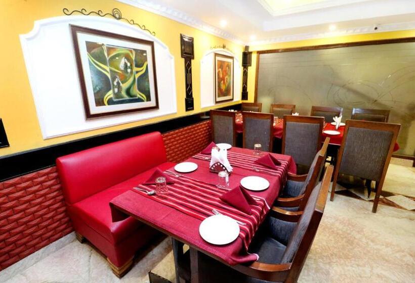 Отель City Heart Premium