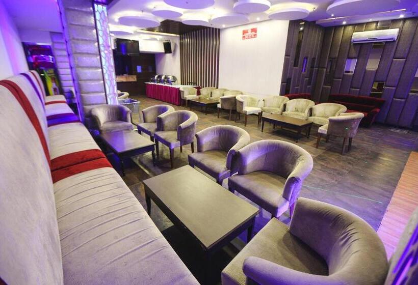 Отель City Heart Premium