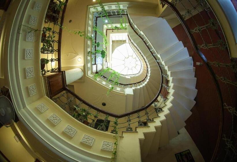 Отель City Heart Premium