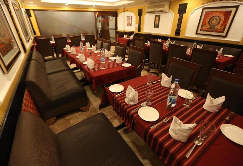 Отель City Heart Premium