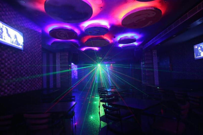 Отель City Heart Premium