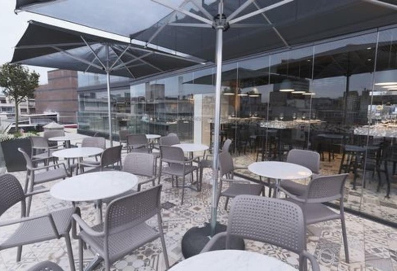 فندق Cumbres Lastarria