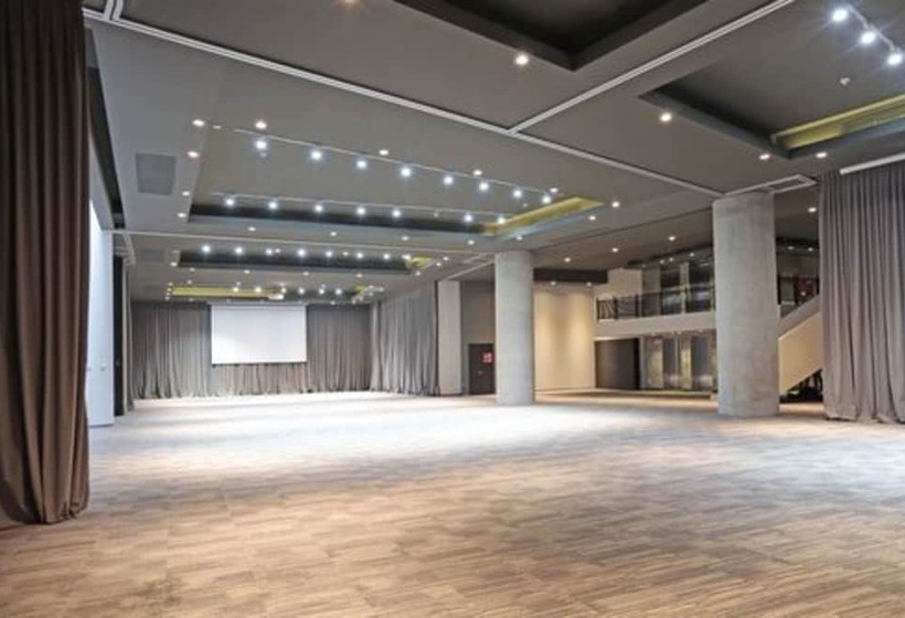 فندق Cumbres Lastarria