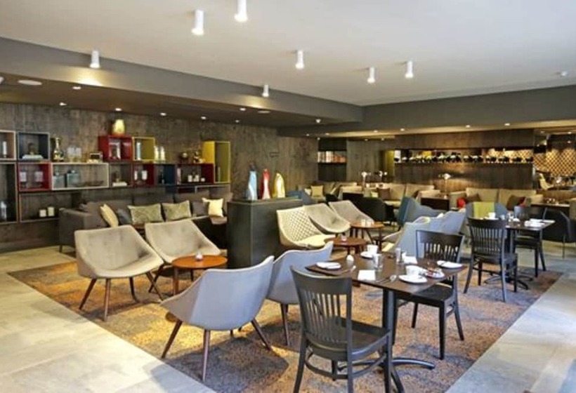 فندق Cumbres Lastarria