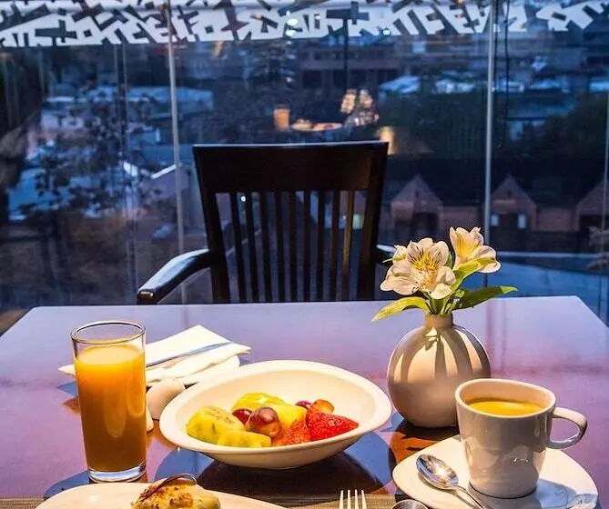 酒店 Cumbres Lastarria