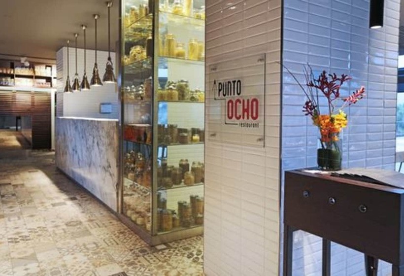 فندق Cumbres Lastarria