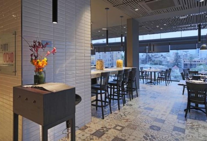 فندق Cumbres Lastarria