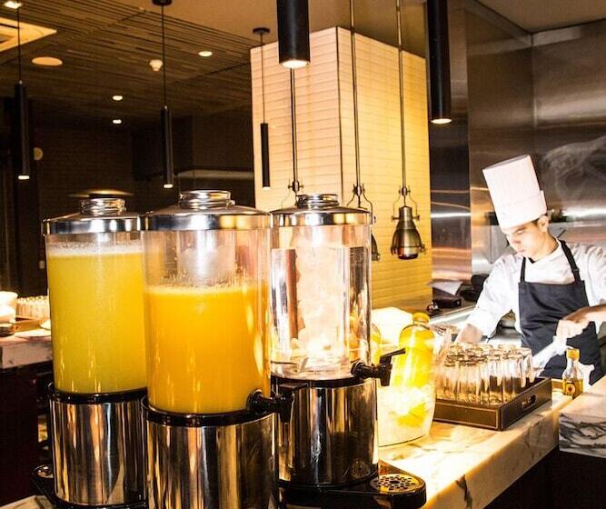 فندق Cumbres Lastarria