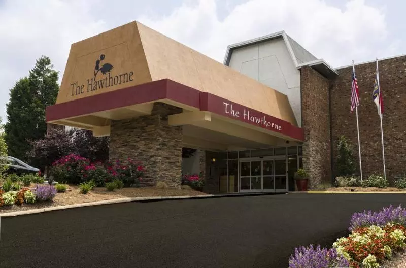 בית מלון כפרי Hawthorne Inn & Conference Center