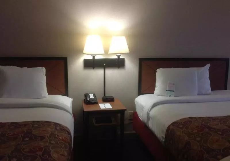 בית מלון כפרי Hawthorne Inn & Conference Center