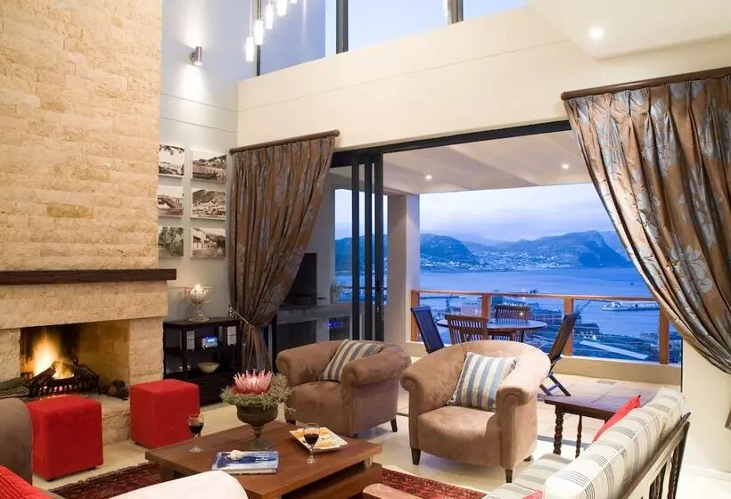 ホテル Mariner Guesthouse & Villa