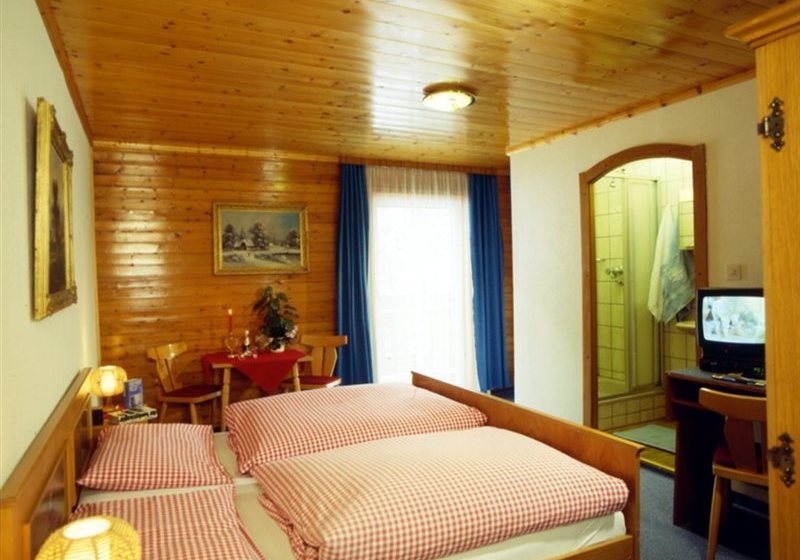 בית מלון כפרי Pension Laura