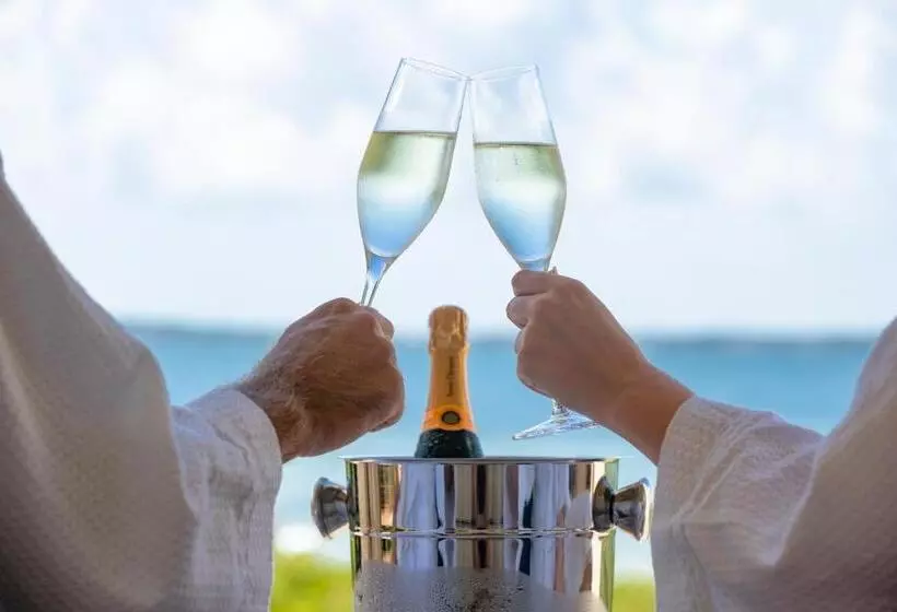 ホテル Portofino Island Resort