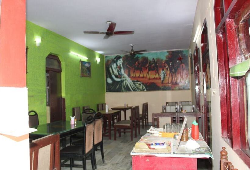 فندق Raj Bed & Breakfast