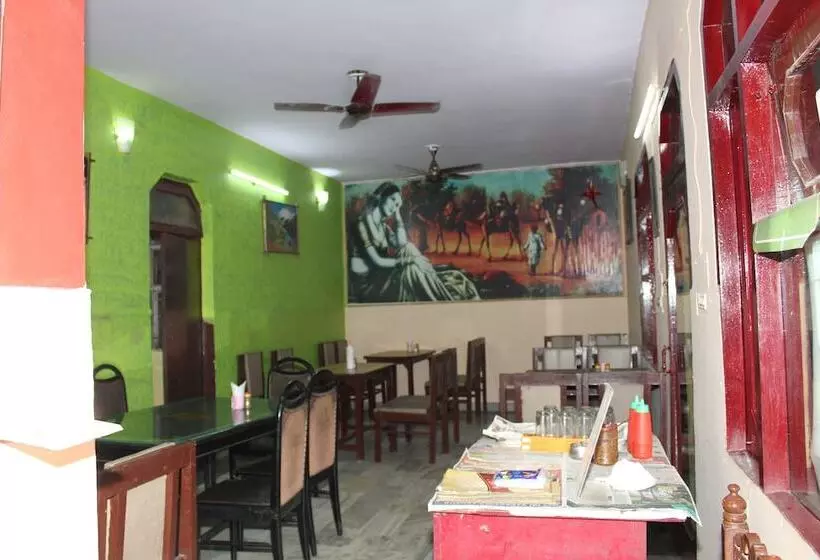 هتل Raj Bed & Breakfast