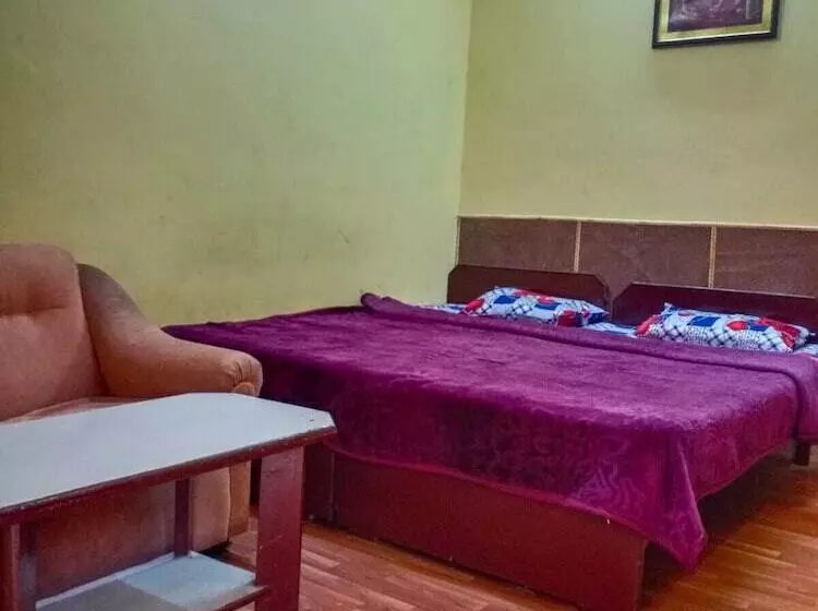 هتل Raj Bed & Breakfast