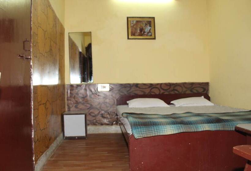 فندق Raj Bed & Breakfast