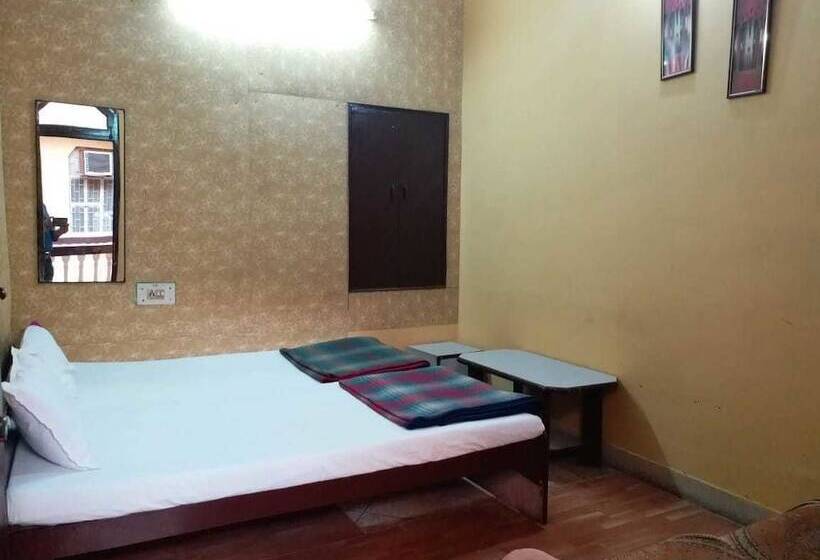 فندق Raj Bed & Breakfast