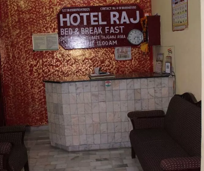 هتل Raj Bed & Breakfast