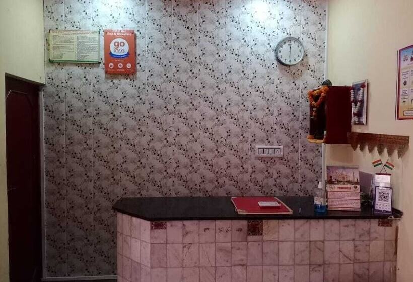 فندق Raj Bed & Breakfast