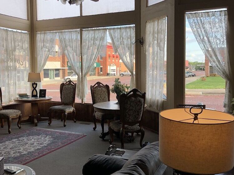 The Courtland Hotel & Spa