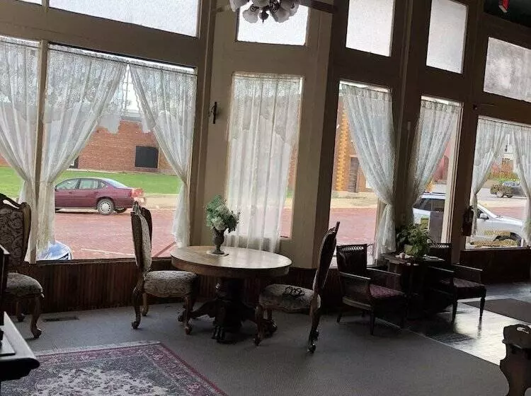 The Courtland Hotel & Spa