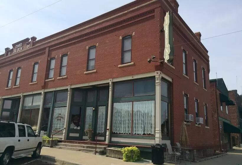 The Courtland Hotel & Spa