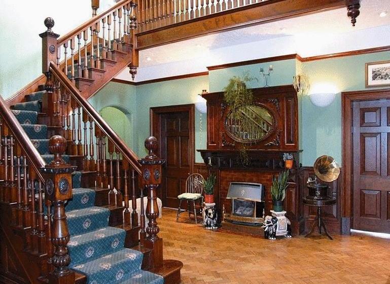 בית מלון כפרי The Grange