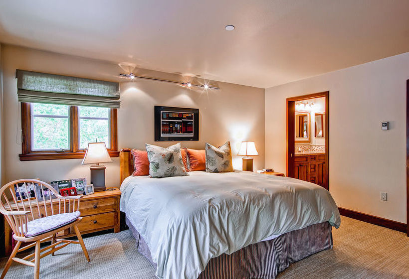 호텔 The Meadows Townhomes