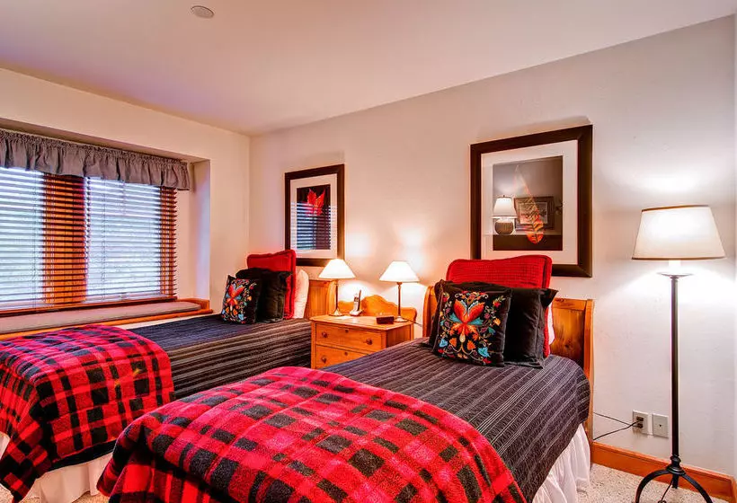 호텔 The Meadows Townhomes