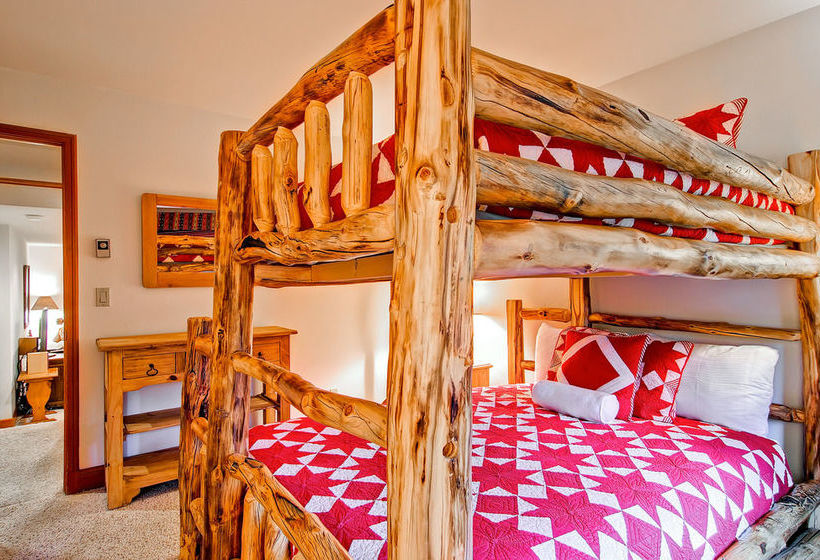 호텔 The Meadows Townhomes