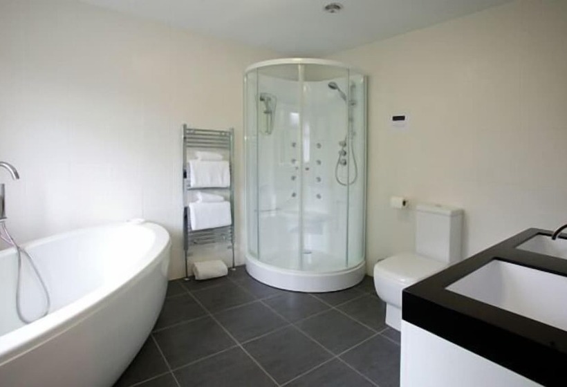 ホテル Tower House