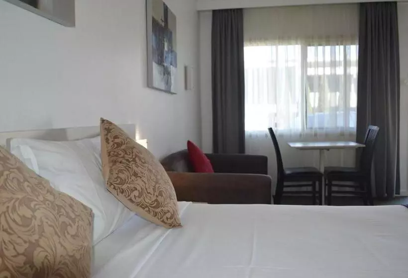 Surestay By Best Western Karinga Motel