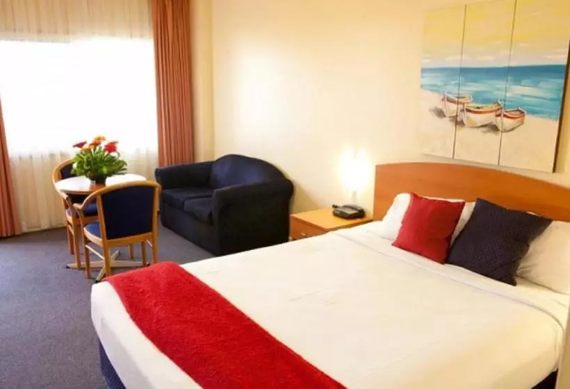 Surestay By Best Western Karinga Motel