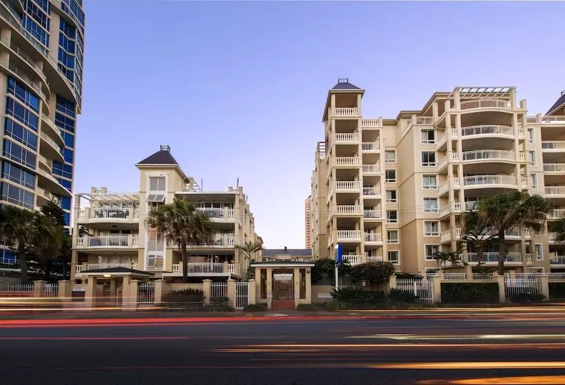 La Grande Apartments