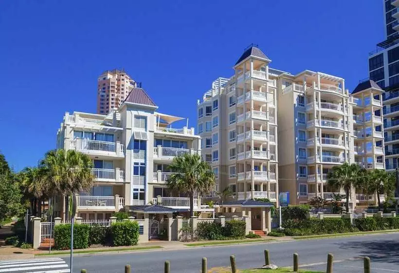 La Grande Apartments