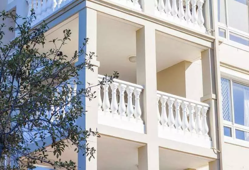 La Grande Apartments