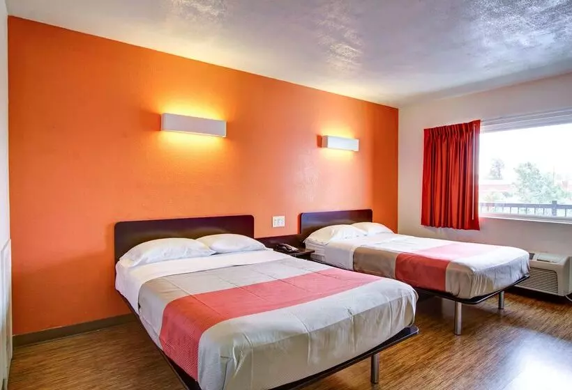 Motel 6 Richfield, Oh