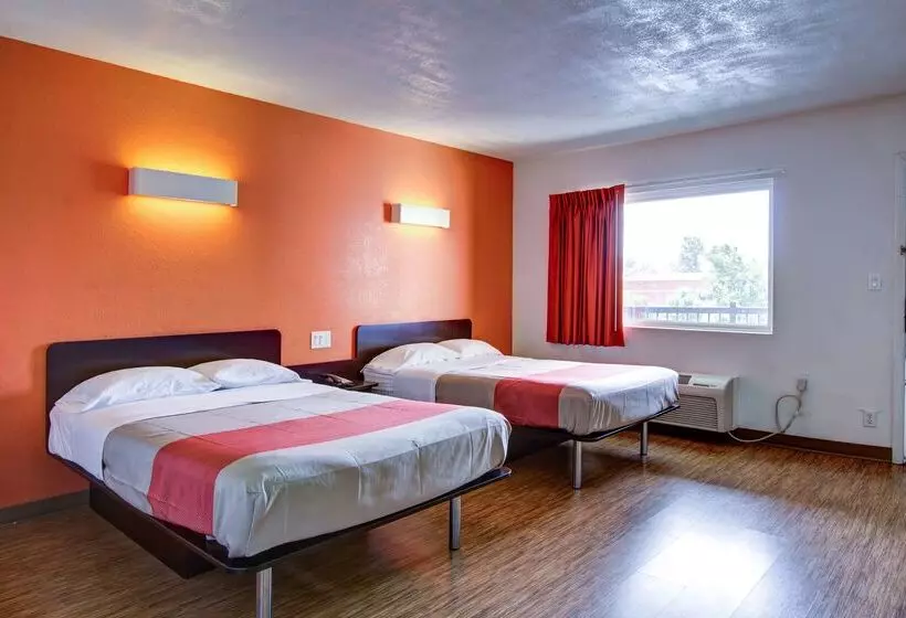 Motel 6 Richfield, Oh