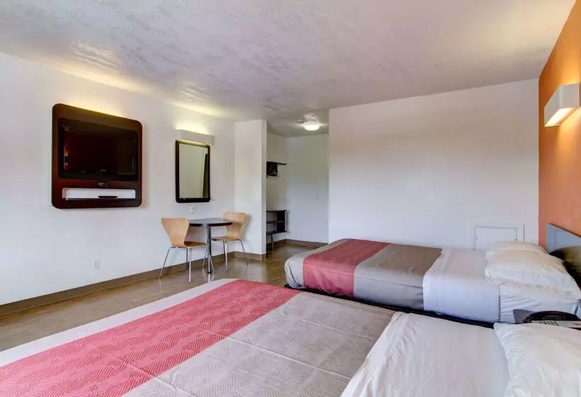 Motel 6 Richfield, Oh