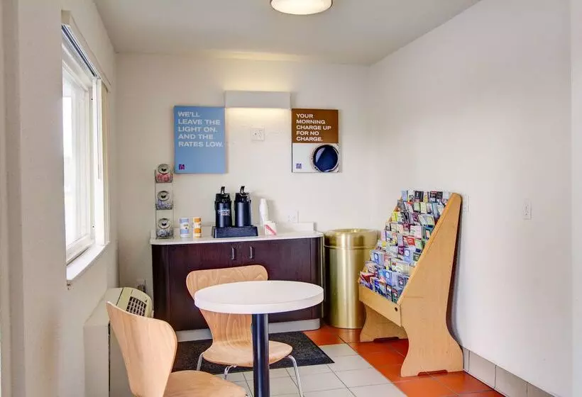 Motel 6 Richfield, Oh