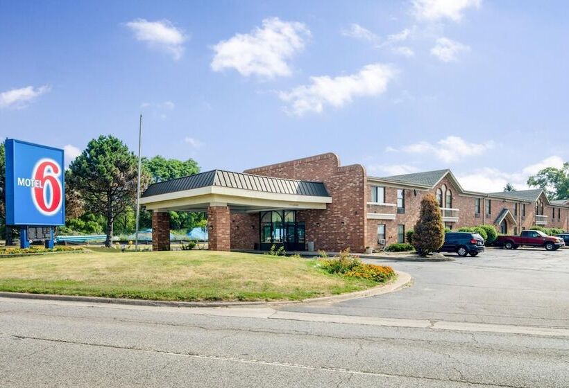 Motel 6waukegan, Il
