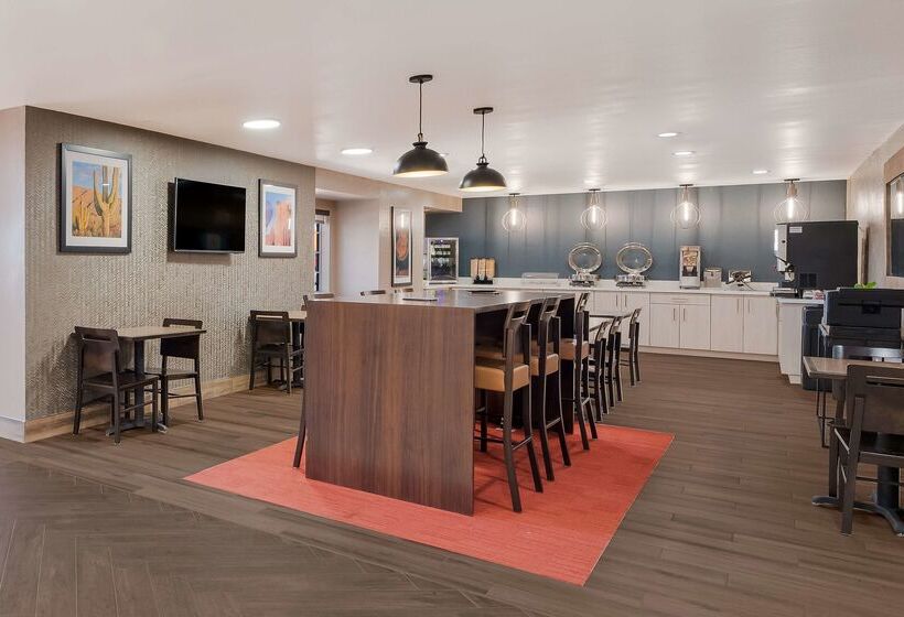 モーテル Best Western Bellemont Shadow Mountain Inn