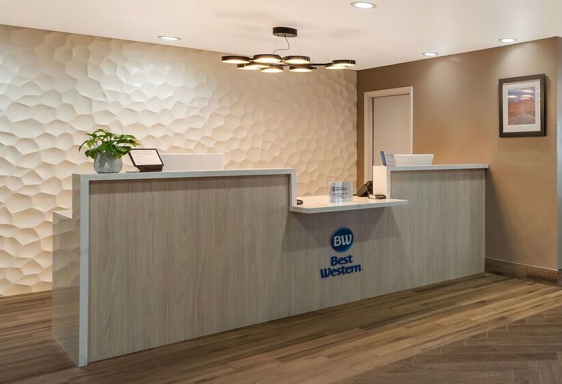 モーテル Best Western Bellemont Shadow Mountain Inn